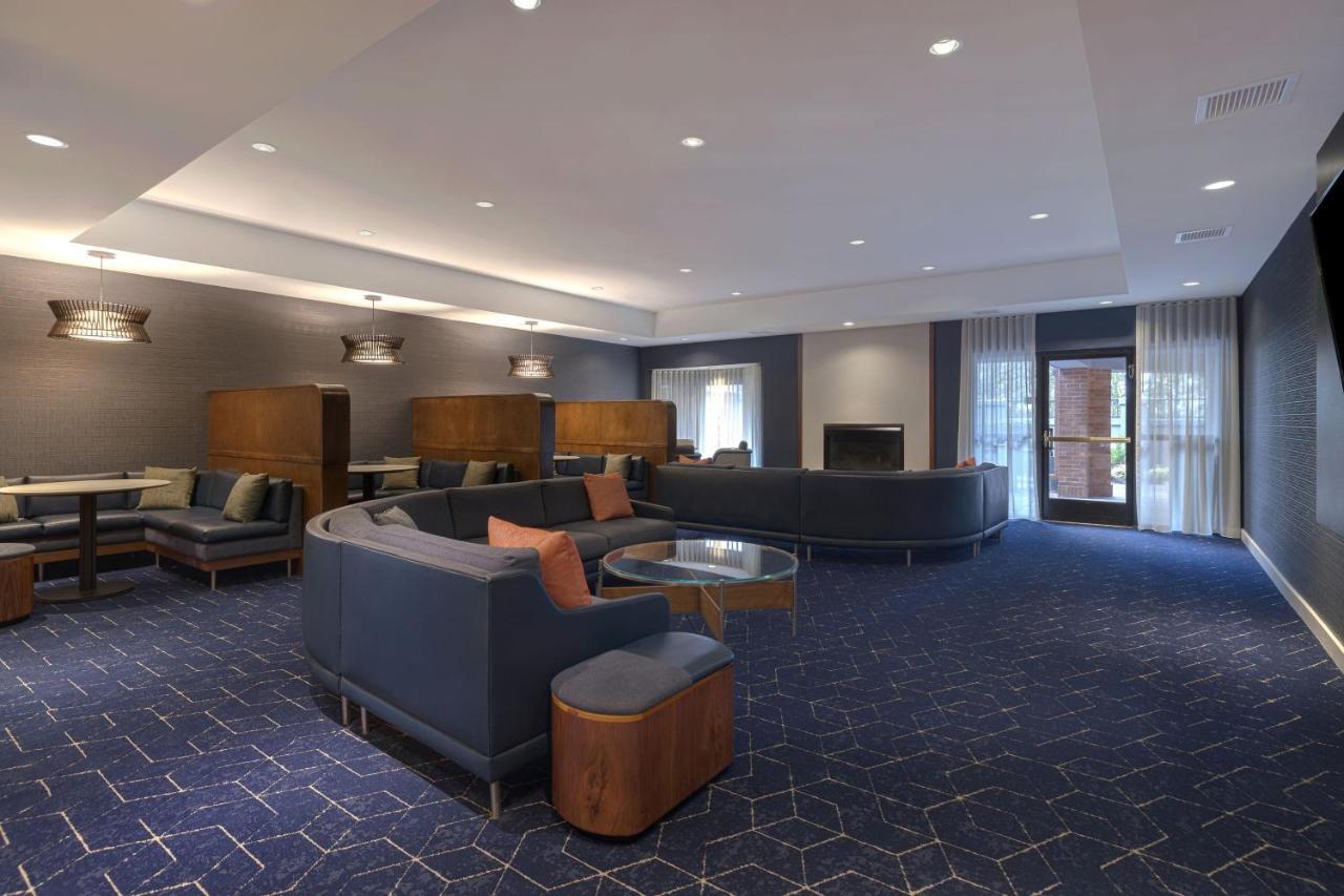 Courtyard By Marriott Portland Southeast/Clackamas Exterior photo